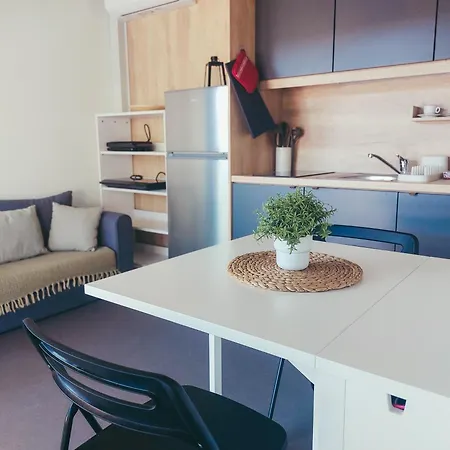 Mobile Homes Laguna, Porat, *