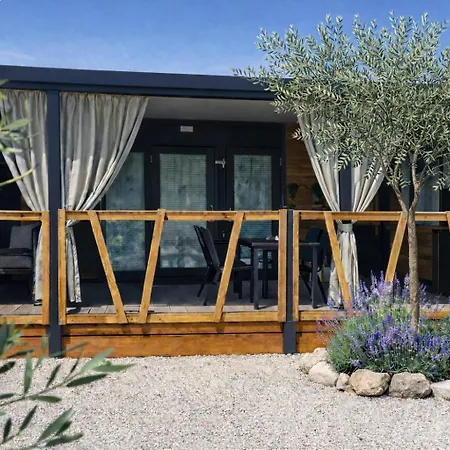 Mobile Homes Laguna, Porat, 펜션