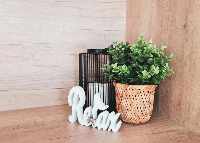 Mobile Homes Laguna, Porat, *