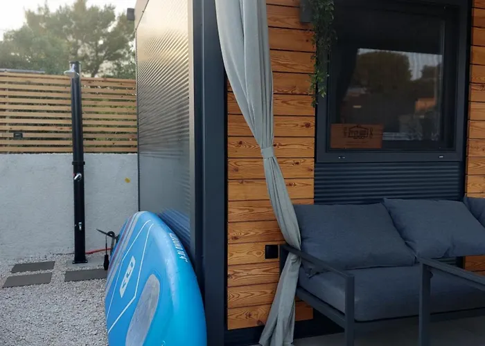 Mobile Homes Laguna, Porat,